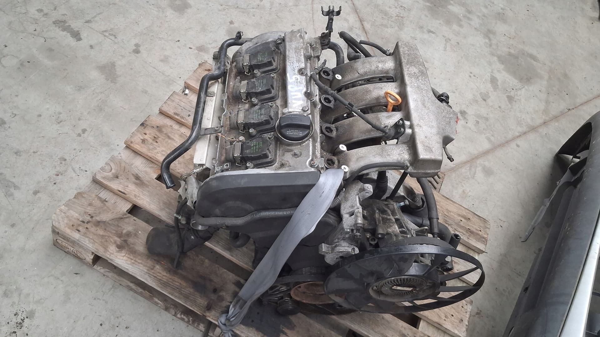 Moteur AEB pour Audi A4 1.8 Petrol