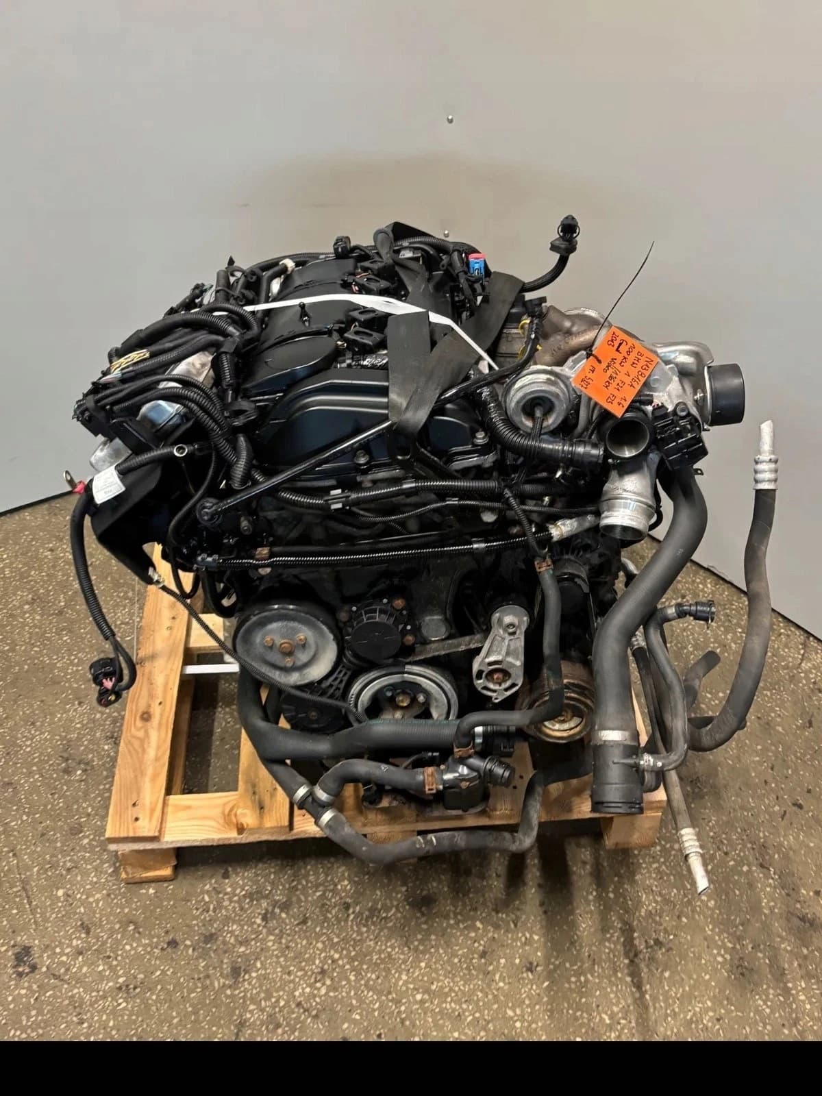Moteur N13 B16 A pour BMW Serie 1 1.6 Petrol