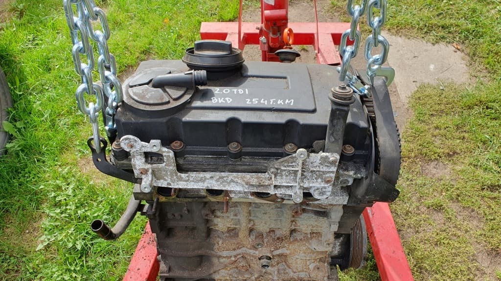 Moteur BKD pour Mitsubishi Lancer 2.0 Diesel