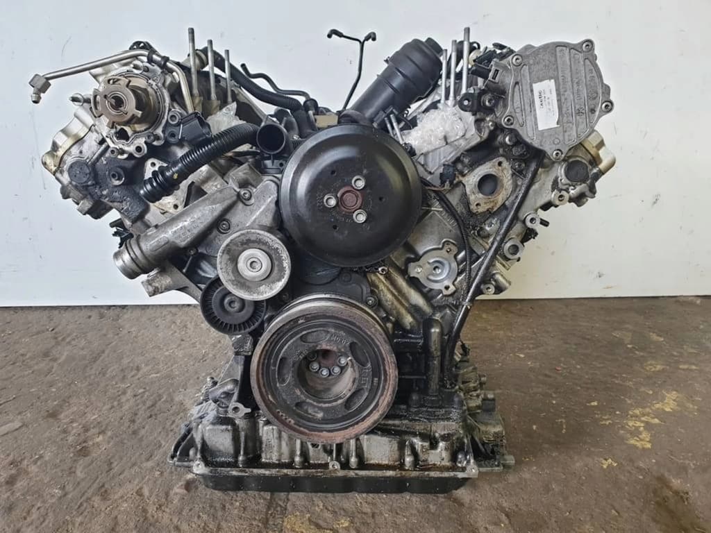 Moteur CGWC pour Audi A8
