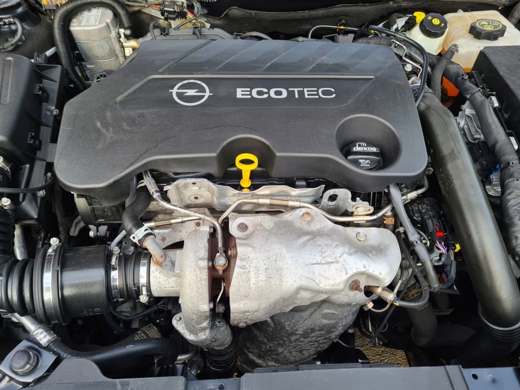 Moteur B 20 DTH pour Opel