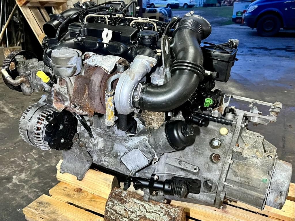 Moteur 8HY (DV4TED4) pour Suzuki